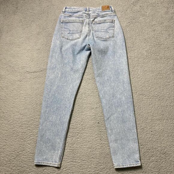 American Eagle Mom Jean Light Wash Size 00 - Picture 8 of 8